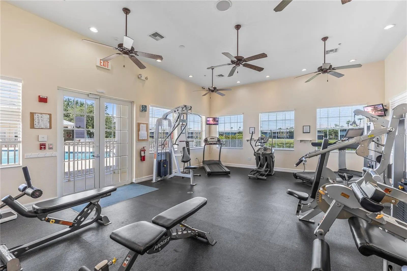 2147 ROYAL TERN CIR