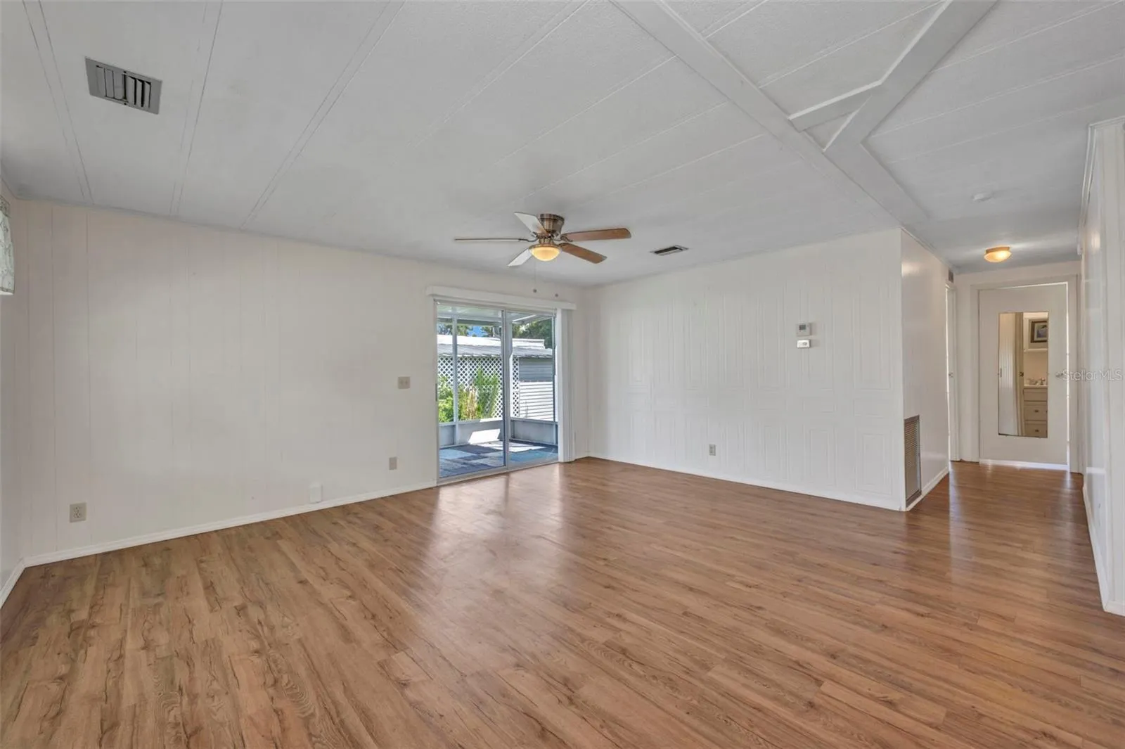 1000 KINGS HWY #358, #358