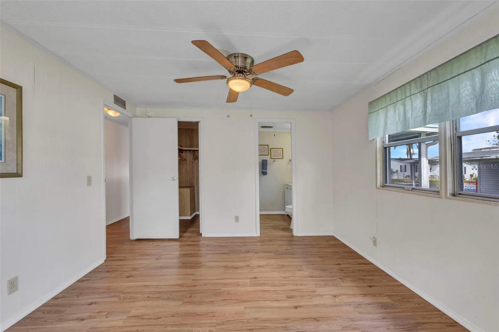 1000 KINGS HWY #358, #358