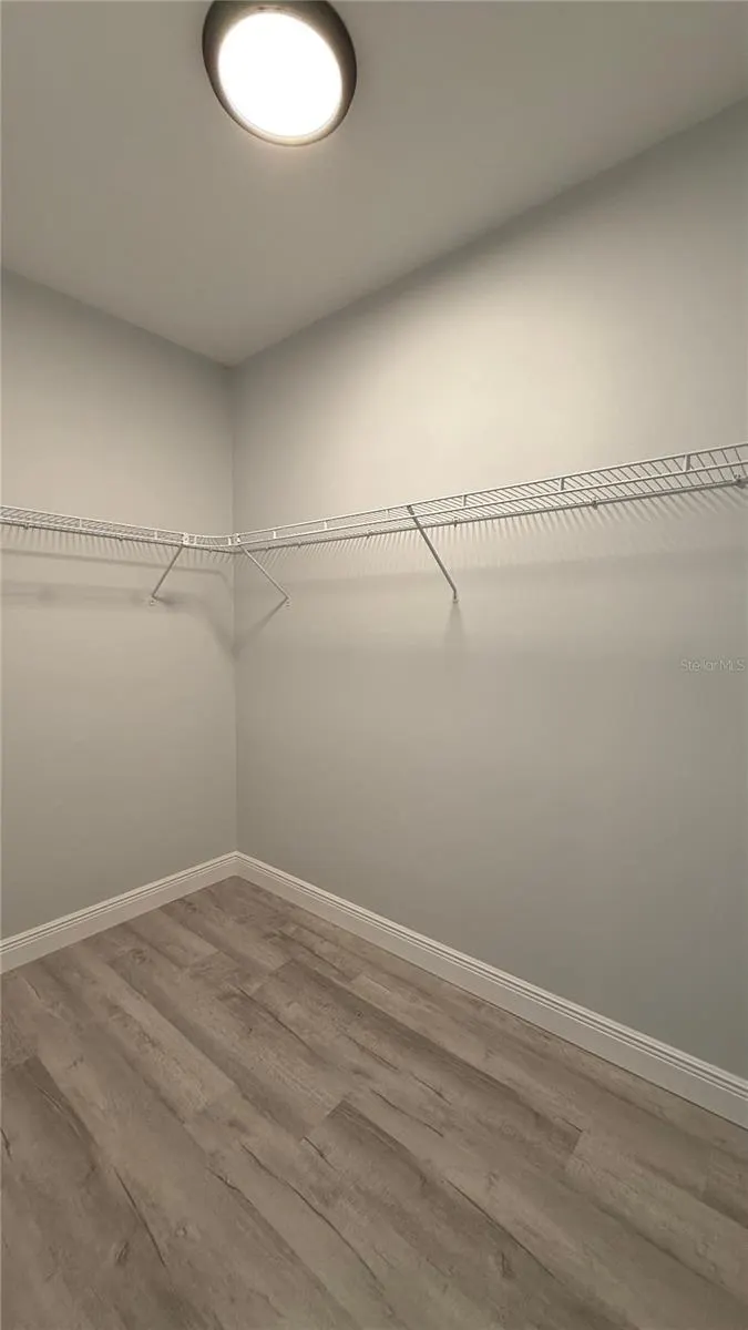 1117 VERNON AVE