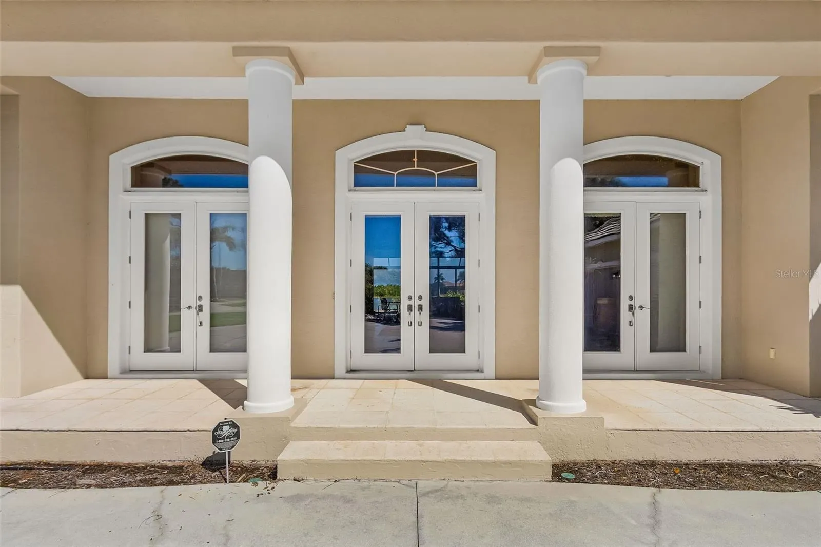 1080 MATECUMBE KEY RD