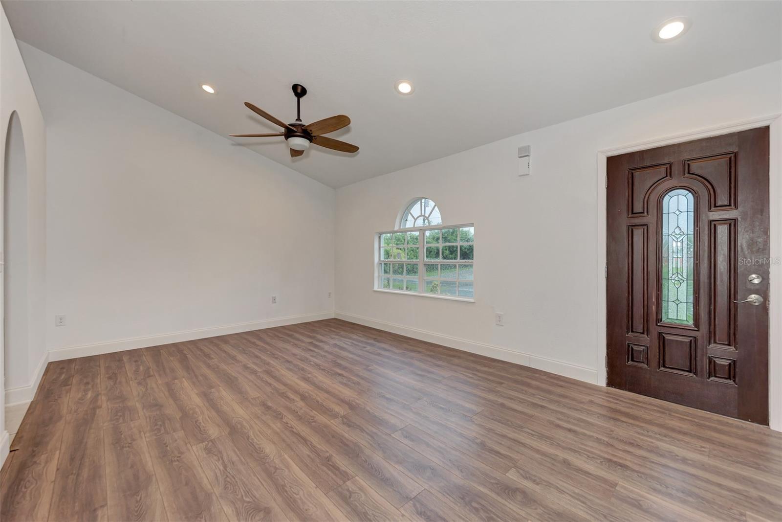 9295 MELODY CIR