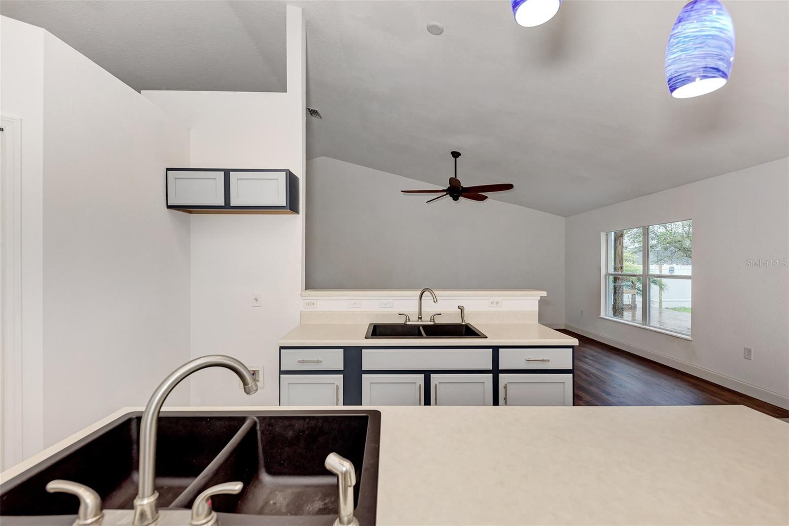 9295 MELODY CIR