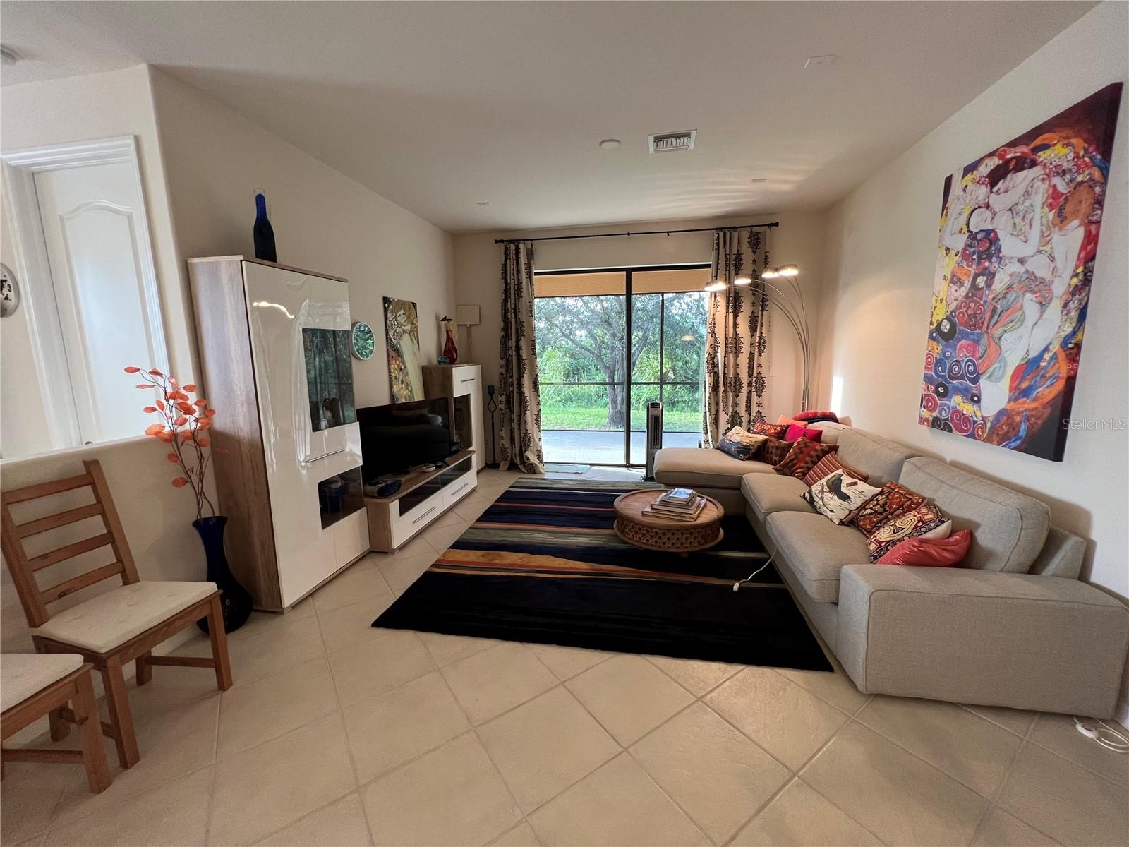 431 ALBATROSS RD