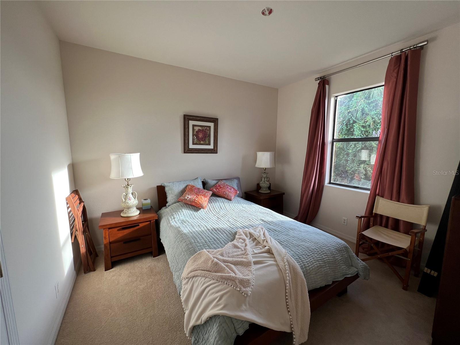 431 ALBATROSS RD