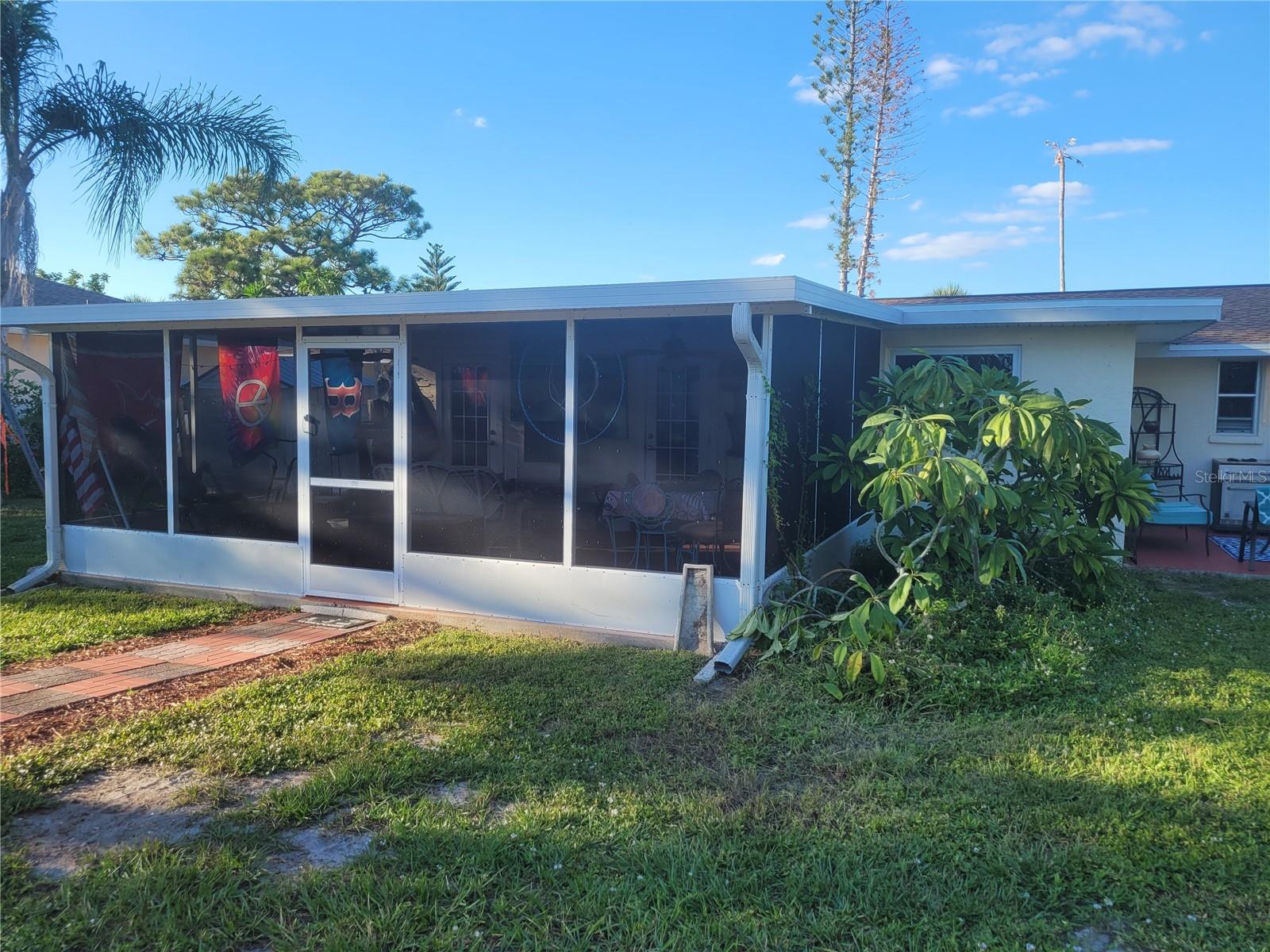 745 CORAL WAY