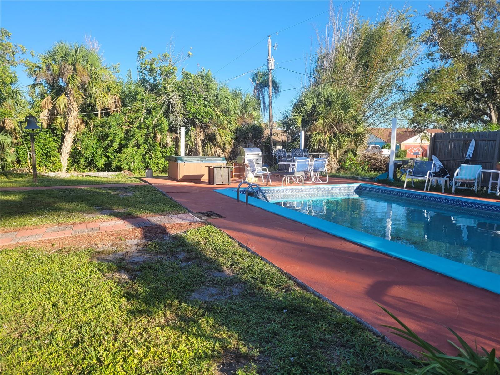 745 CORAL WAY