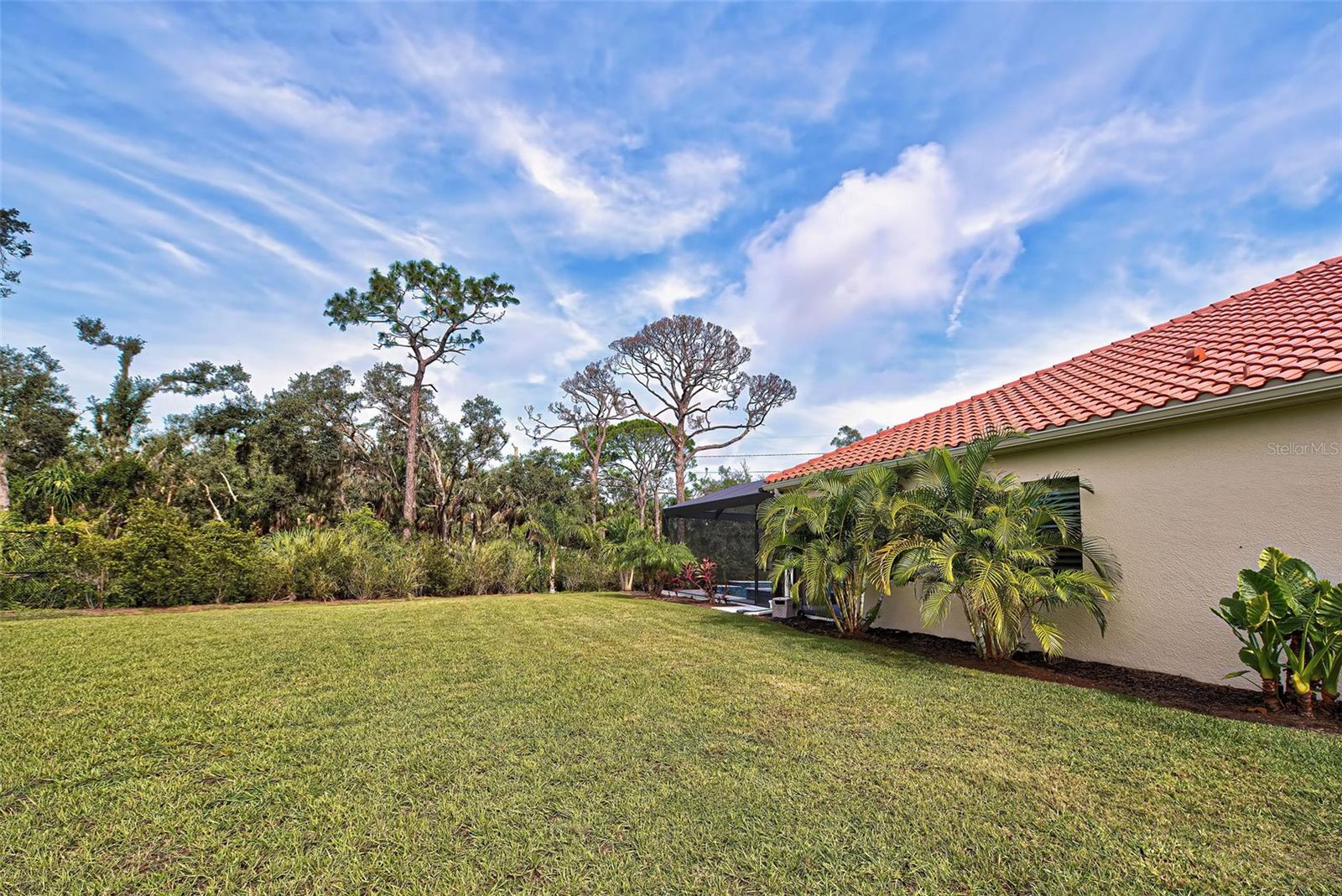 177 N CAYMAN ISLES BLVD