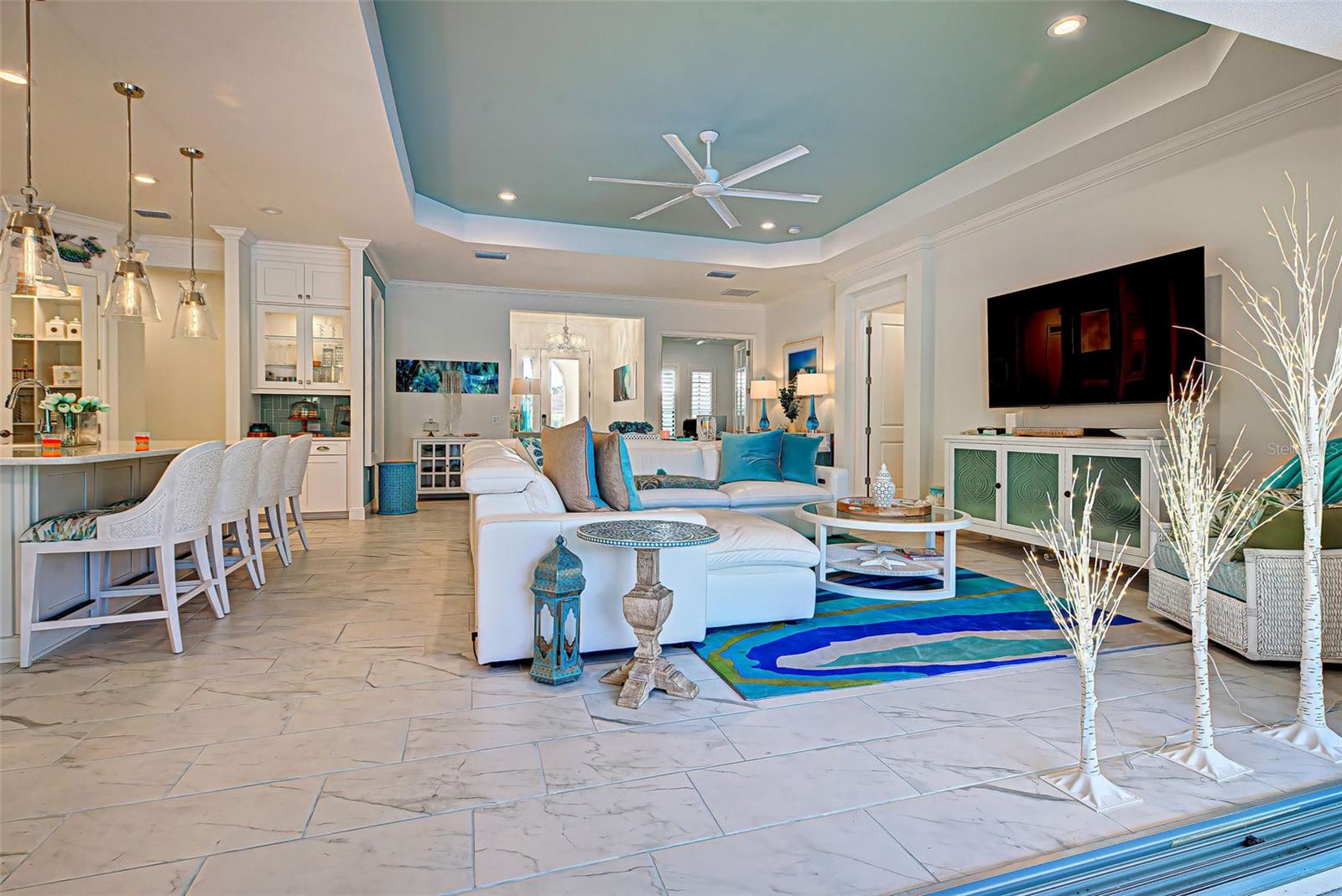 177 N CAYMAN ISLES BLVD