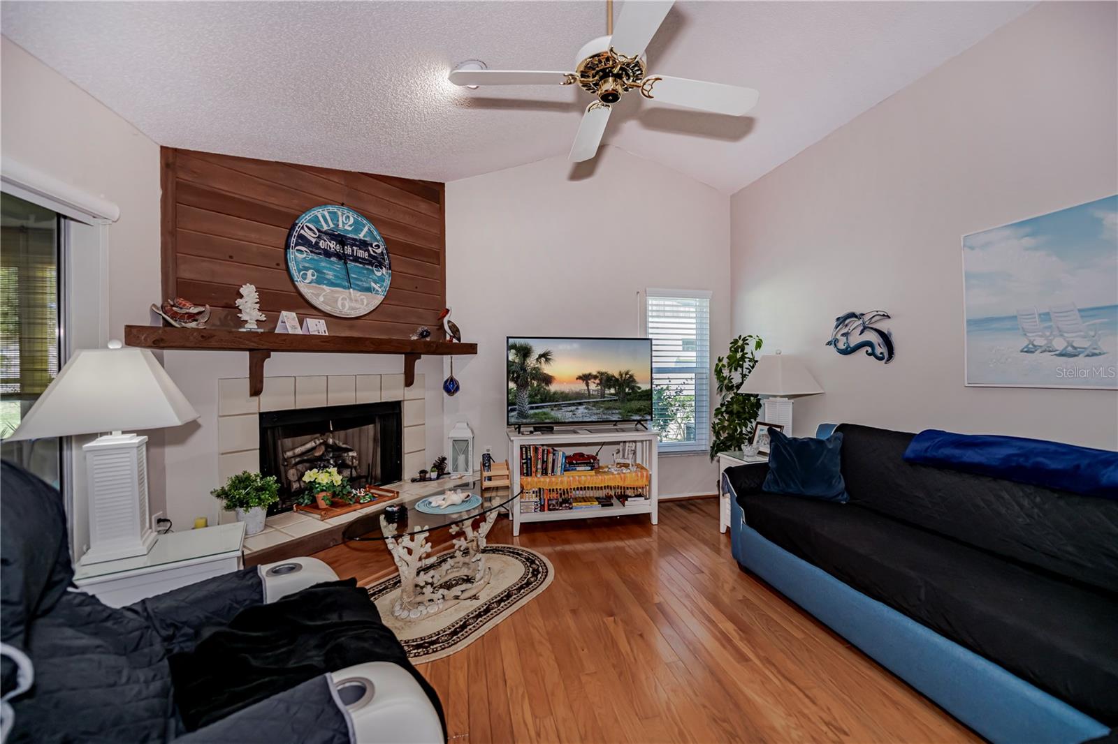 542 FOXWOOD BLVD #542, #542