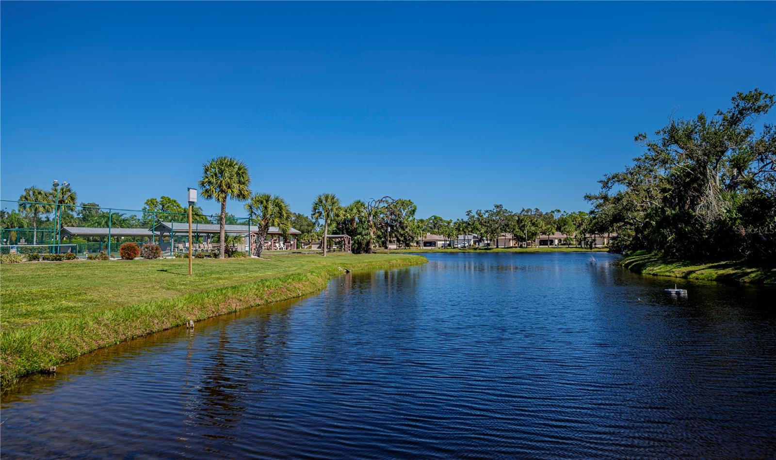 542 FOXWOOD BLVD #542, #542