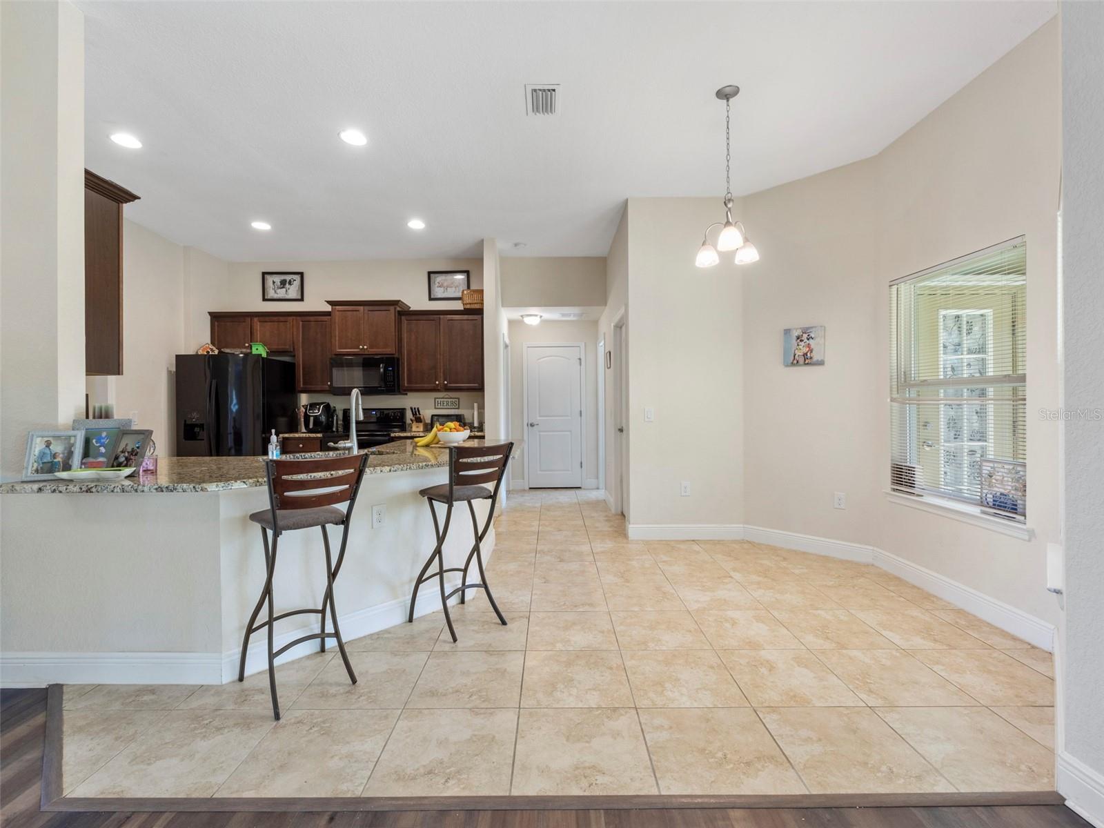 9087 HILLIARD TER