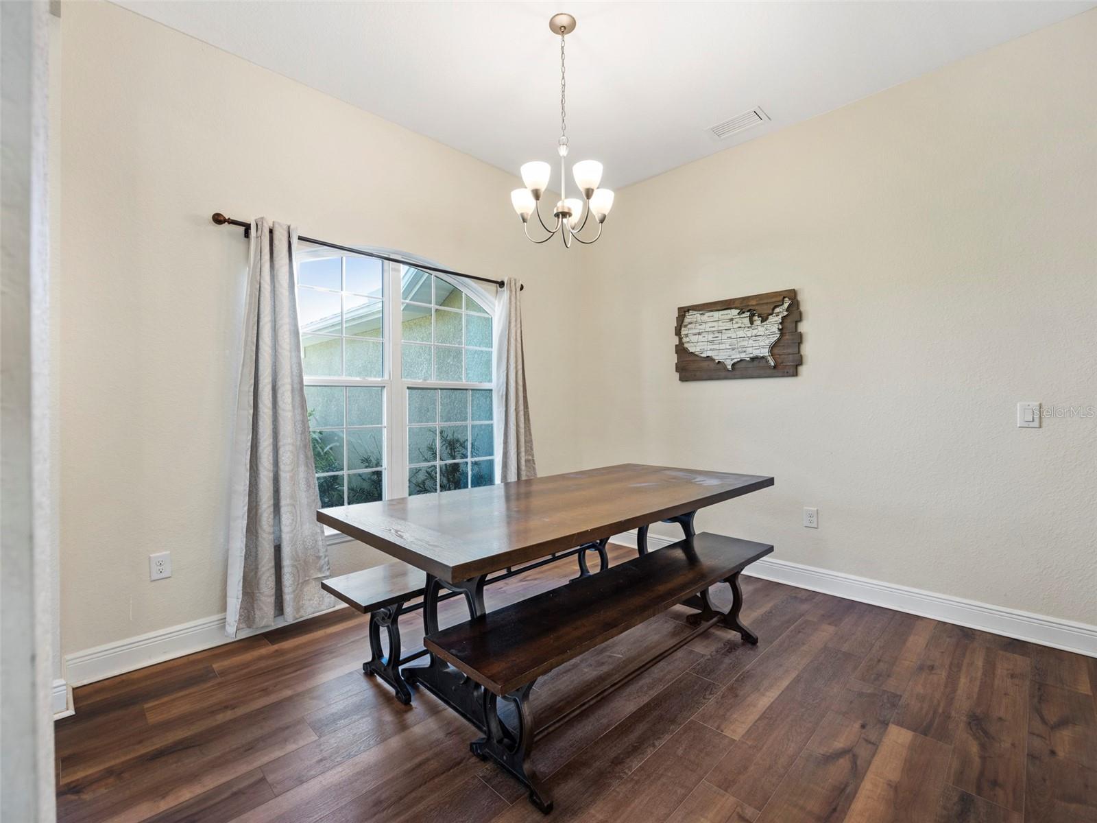 9087 HILLIARD TER