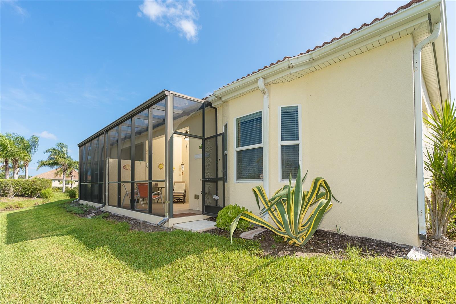 27177 IPSWICH DR