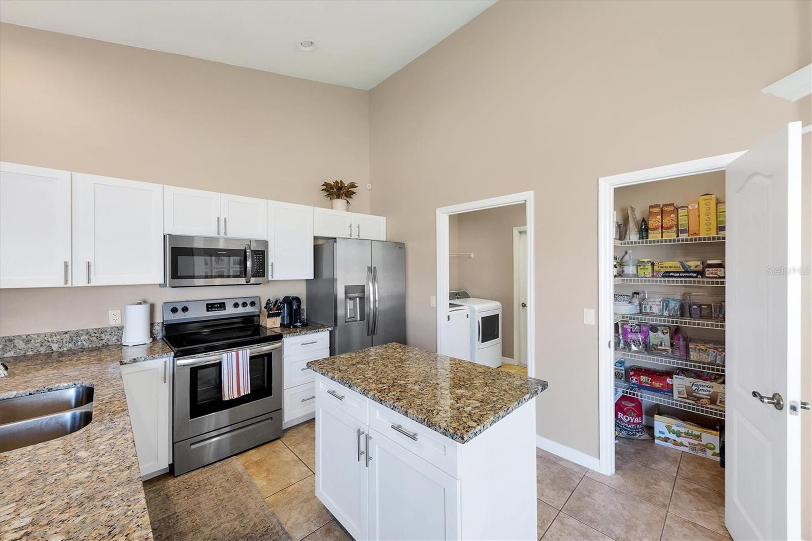 1470 FAIRLESS RD