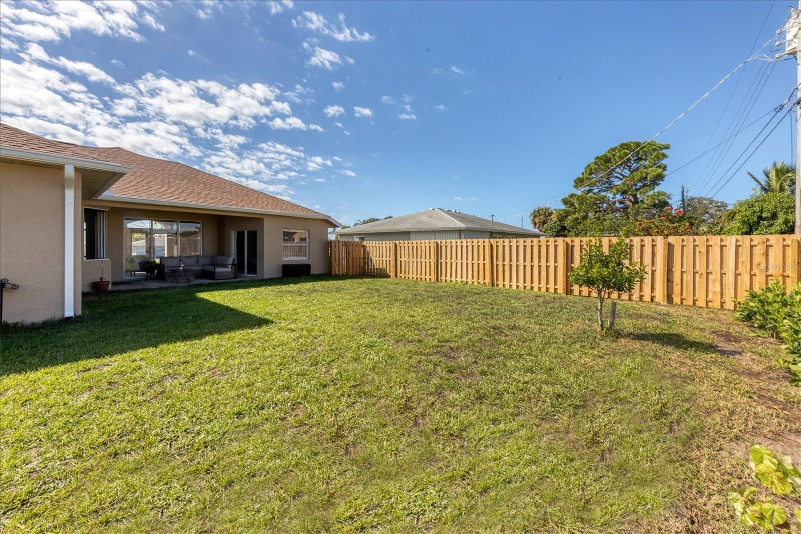 1470 FAIRLESS RD