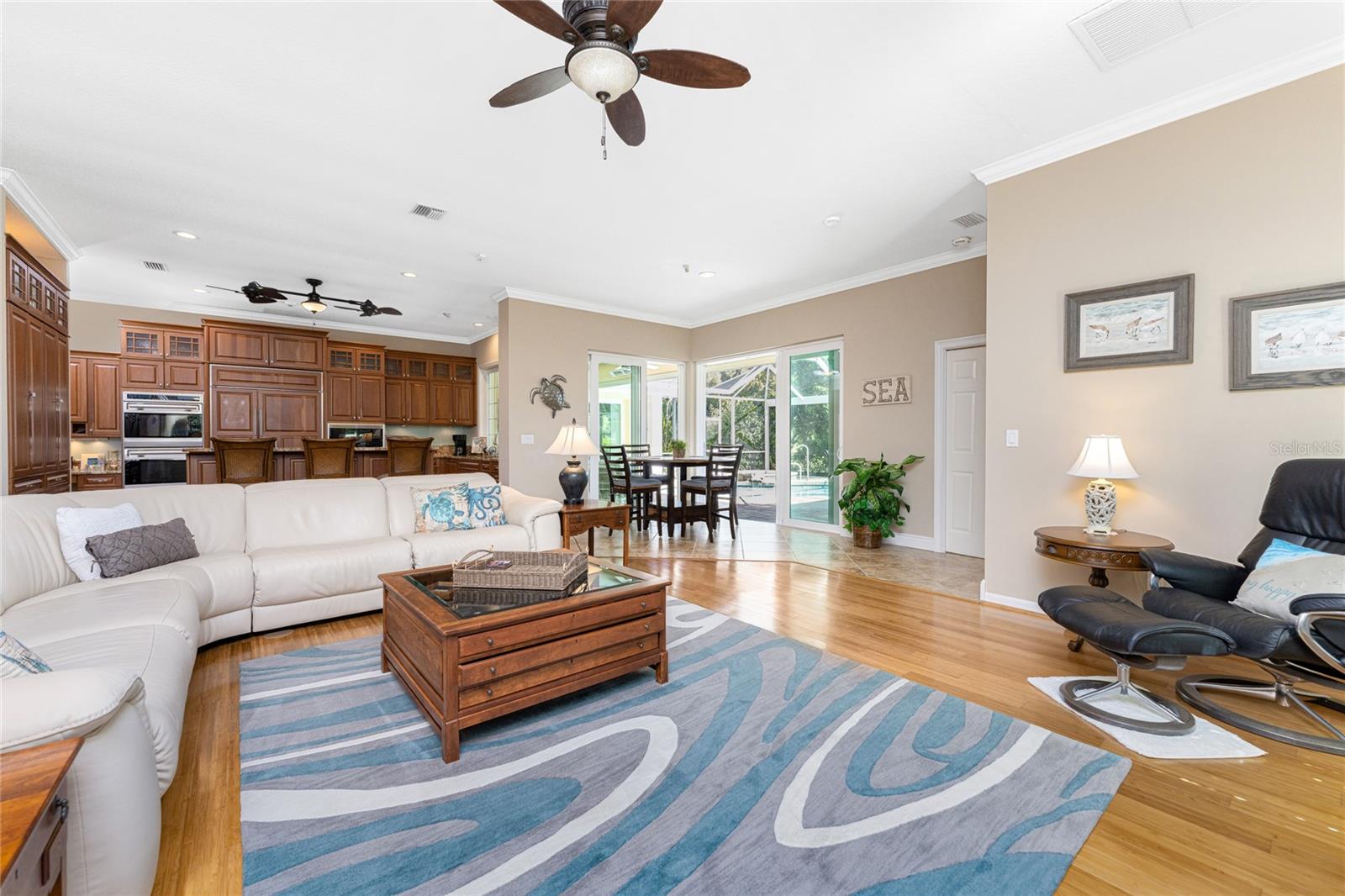 1 N CAYMAN ISLES BLVD