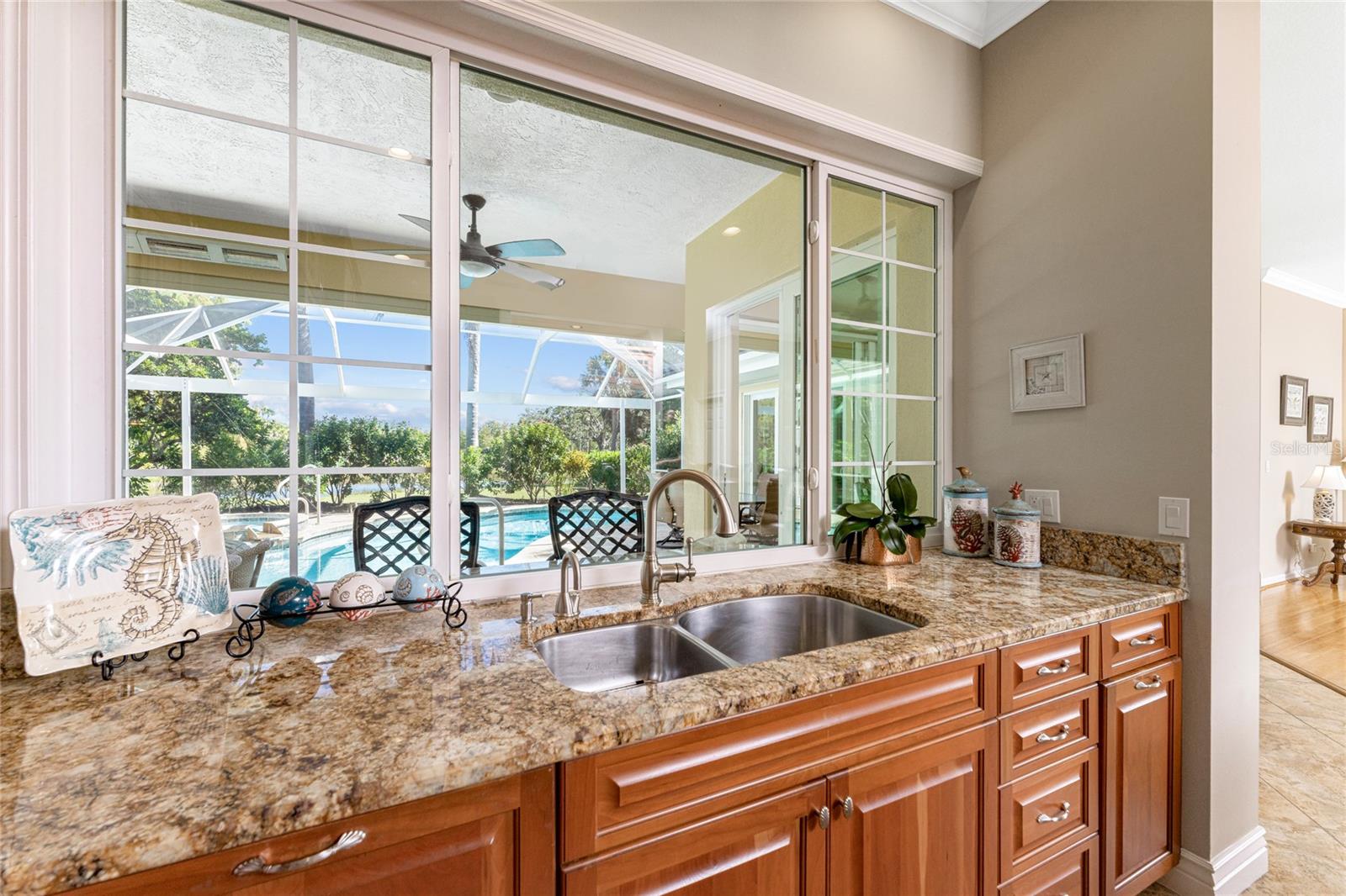 1 N CAYMAN ISLES BLVD