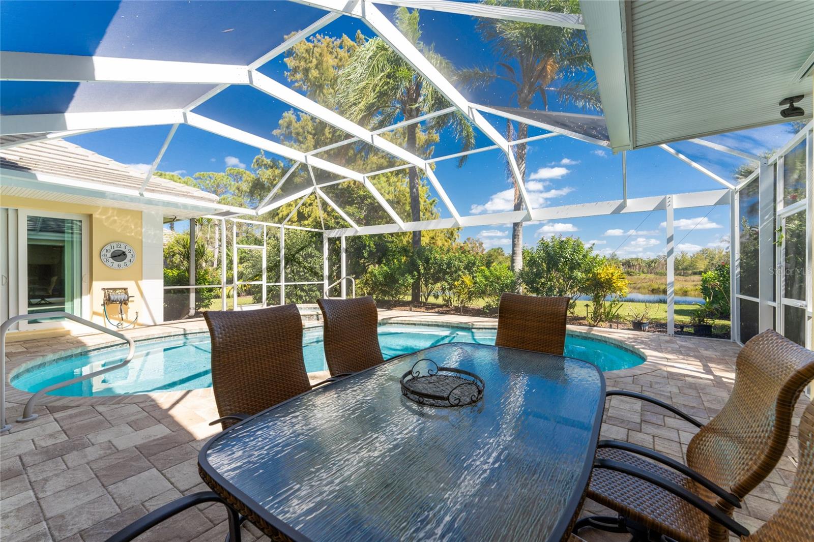 1 N CAYMAN ISLES BLVD