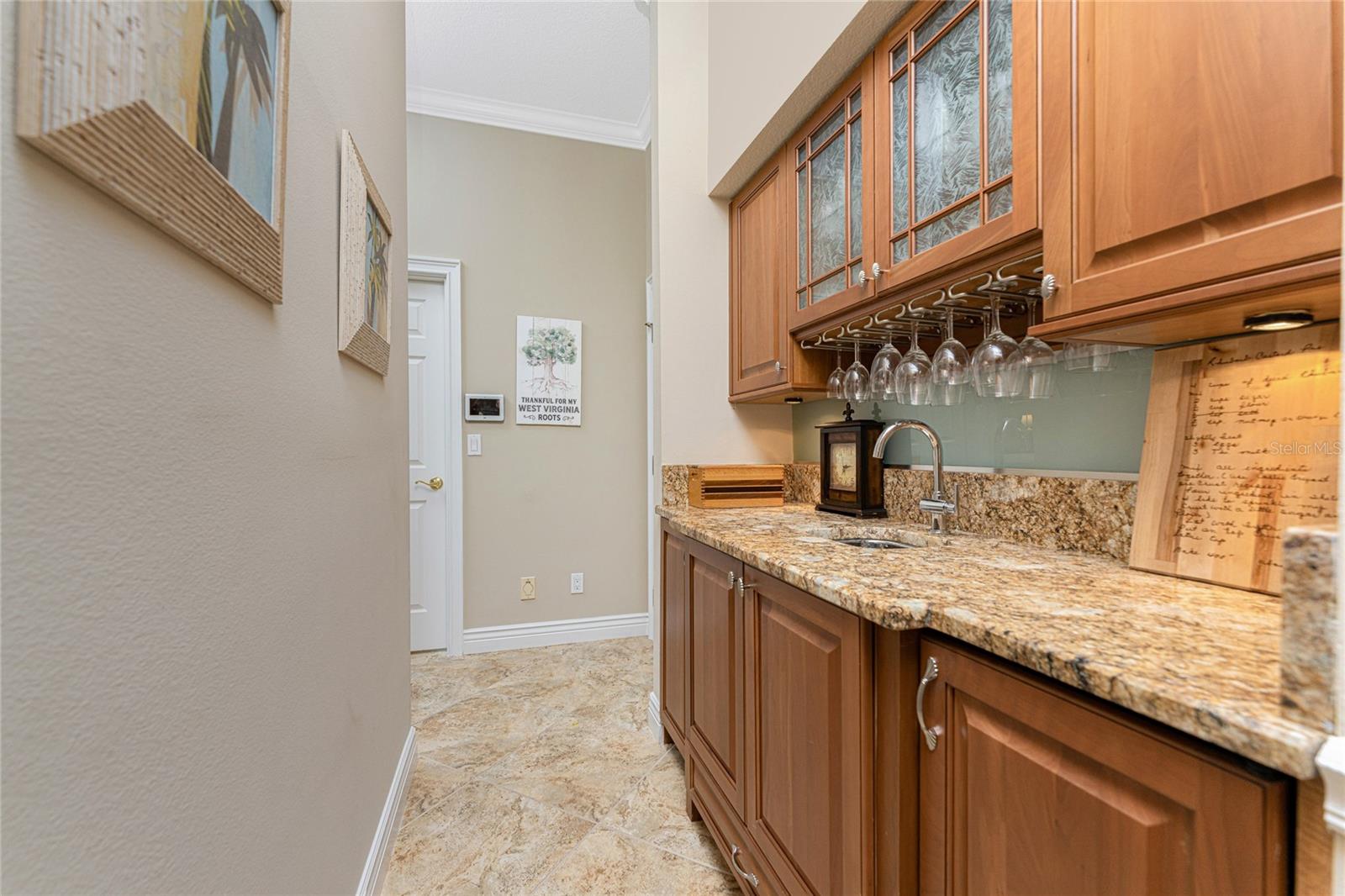 1 N CAYMAN ISLES BLVD