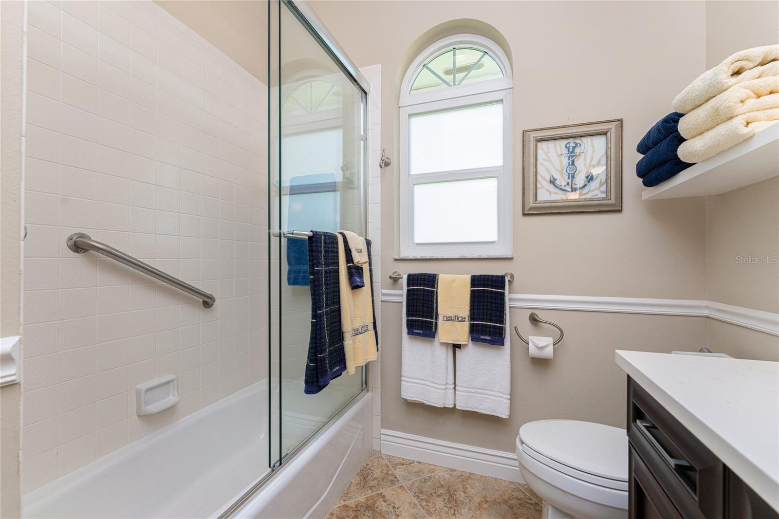 1 N CAYMAN ISLES BLVD