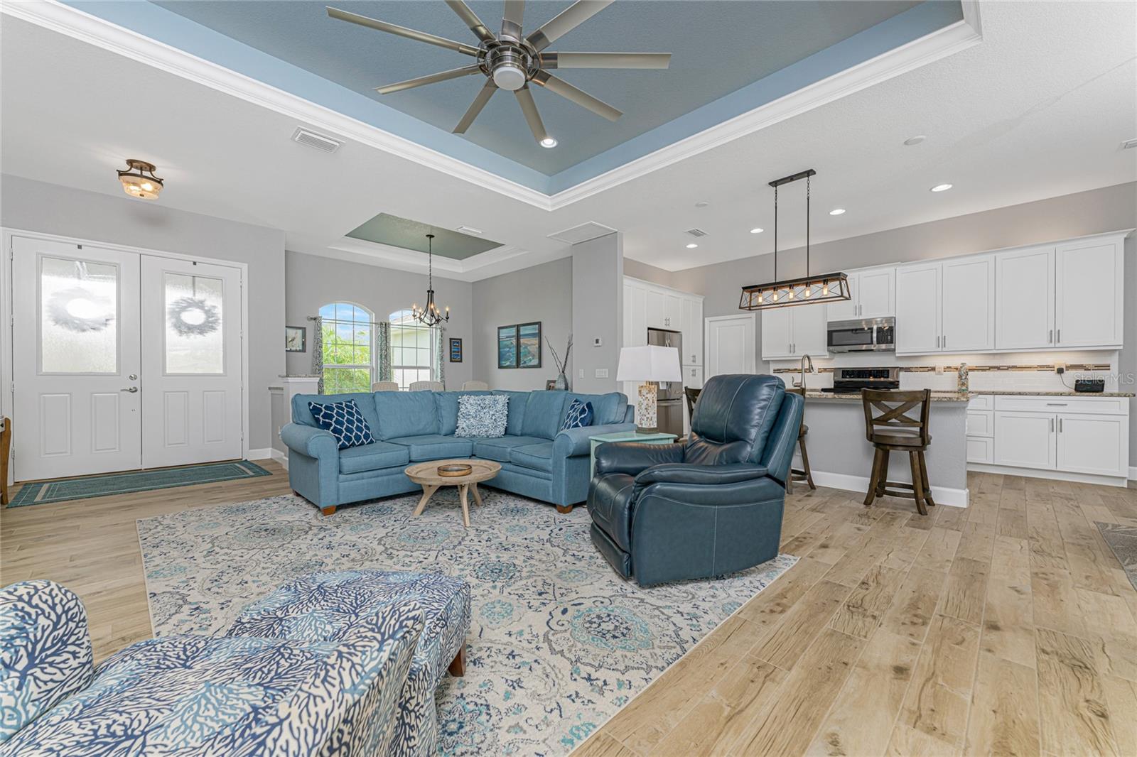 241 MARINER LN
