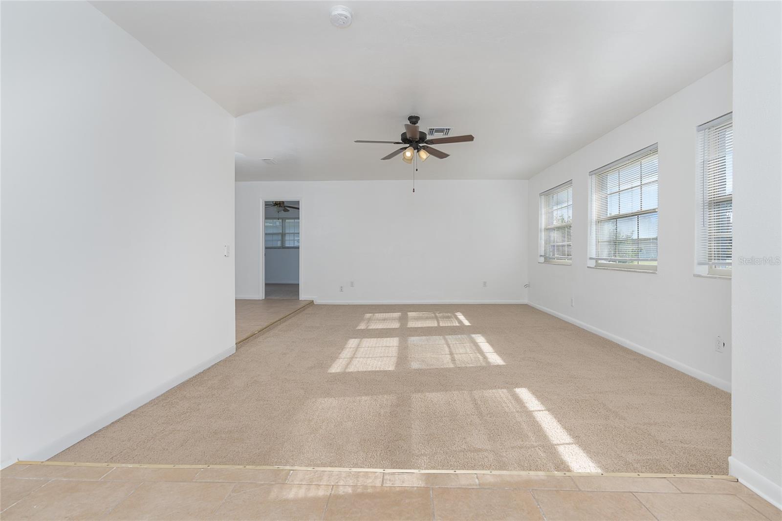 20 ANNAPOLIS LN