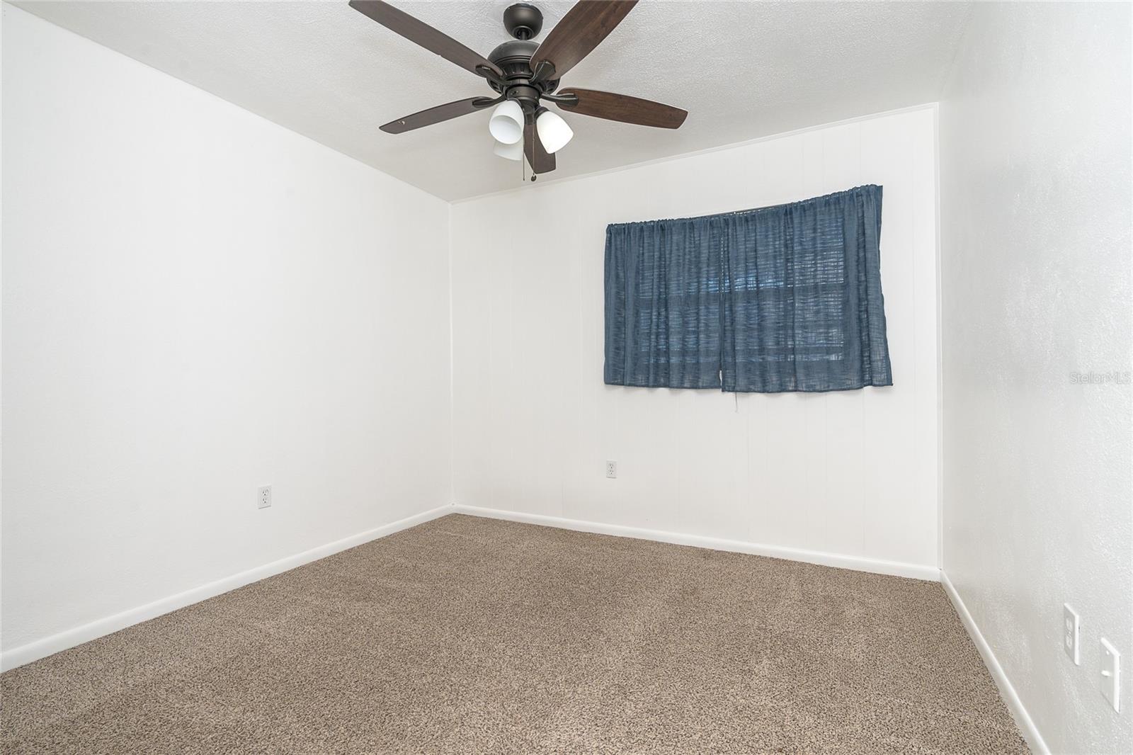 20 ANNAPOLIS LN