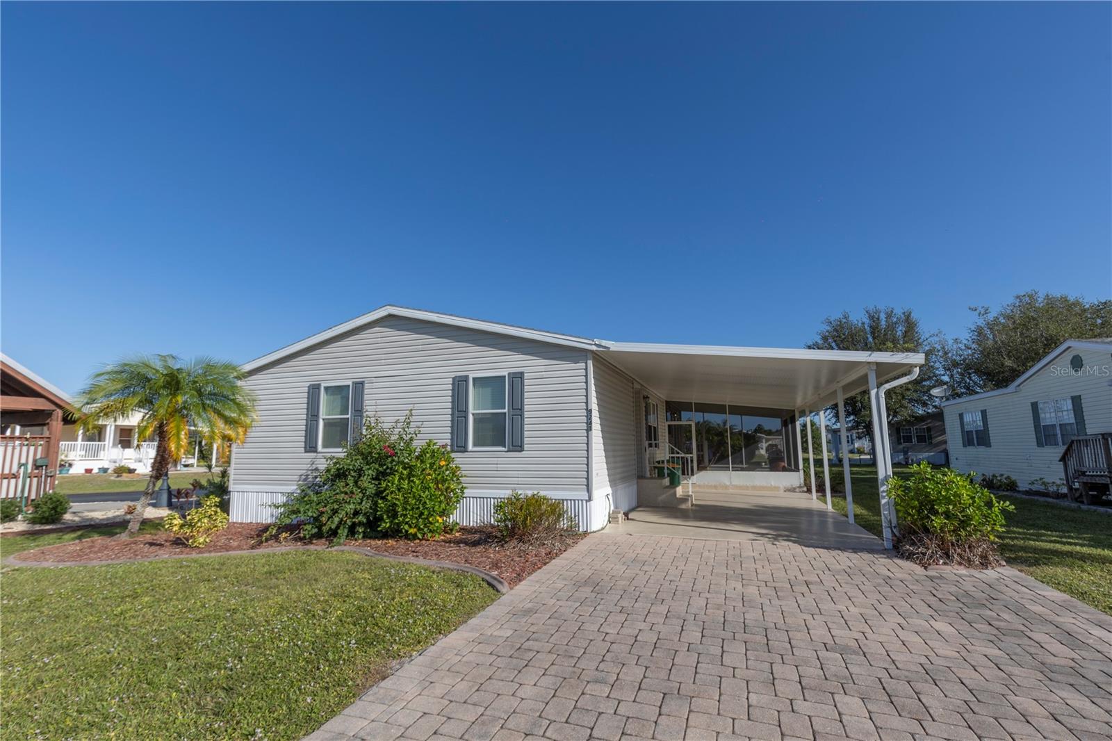 9241 PINEHAVEN WAY