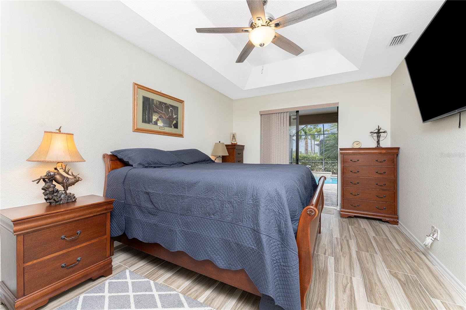 15301 HENNIPEN CIR