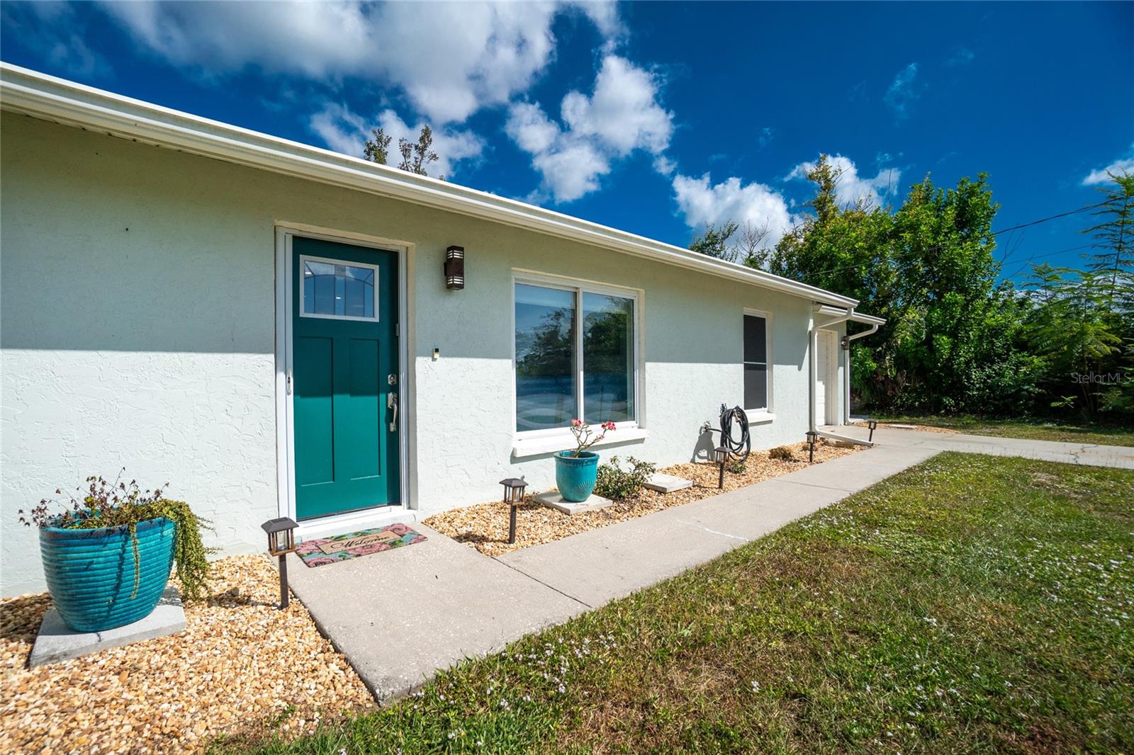7146 ROSEMONT DR