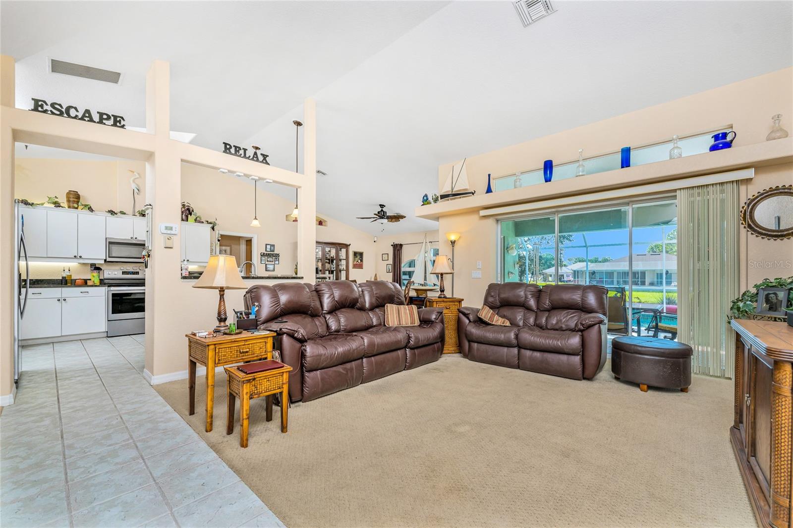 34 LONG MEADOW LN