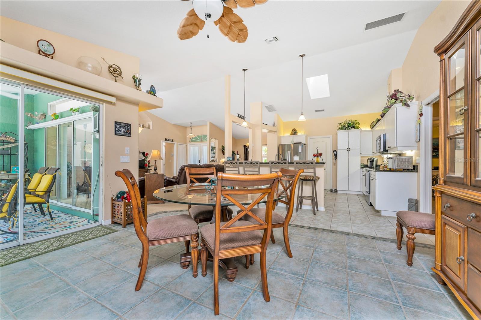 34 LONG MEADOW LN