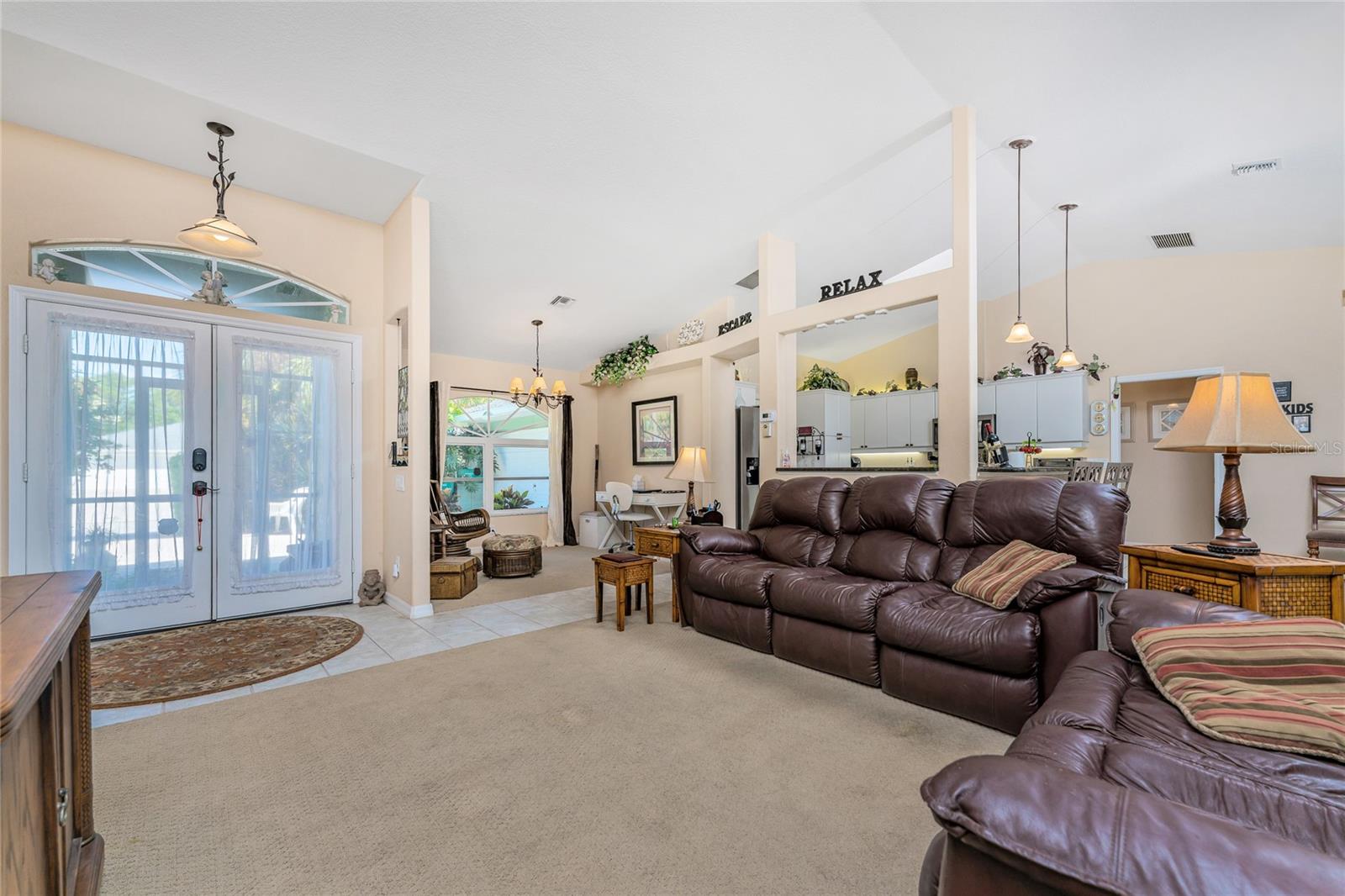 34 LONG MEADOW LN