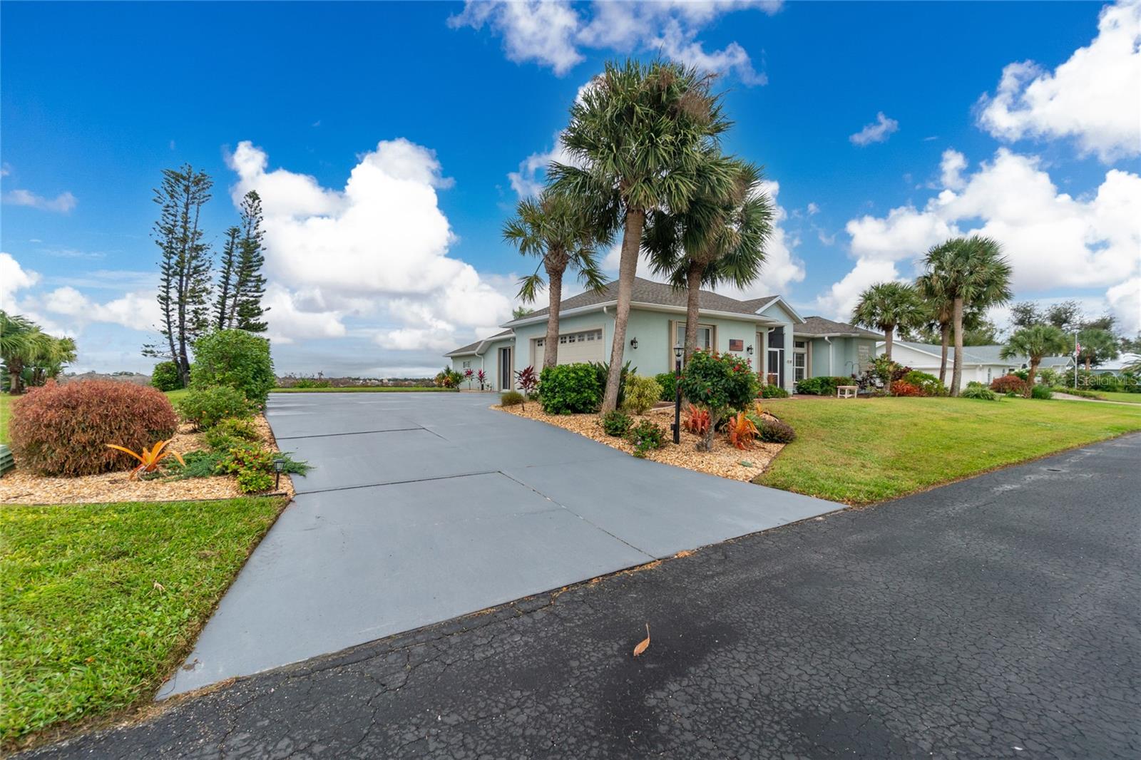 8140 CASA DE MEADOWS DR