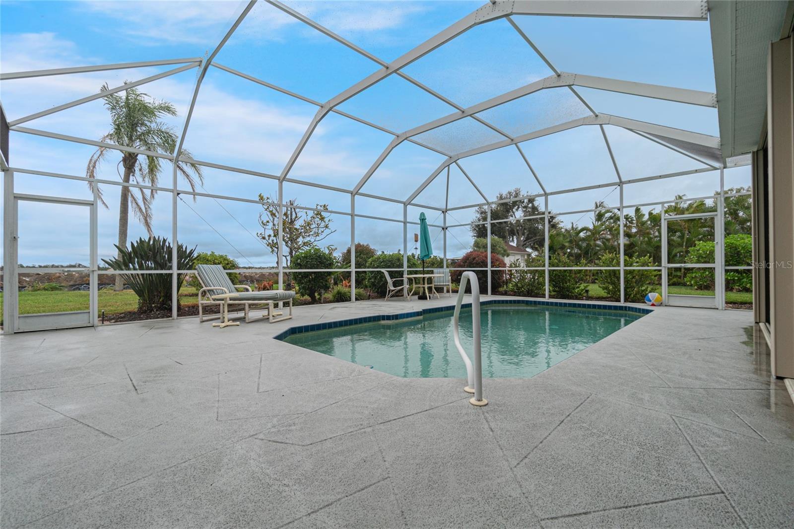 8140 CASA DE MEADOWS DR