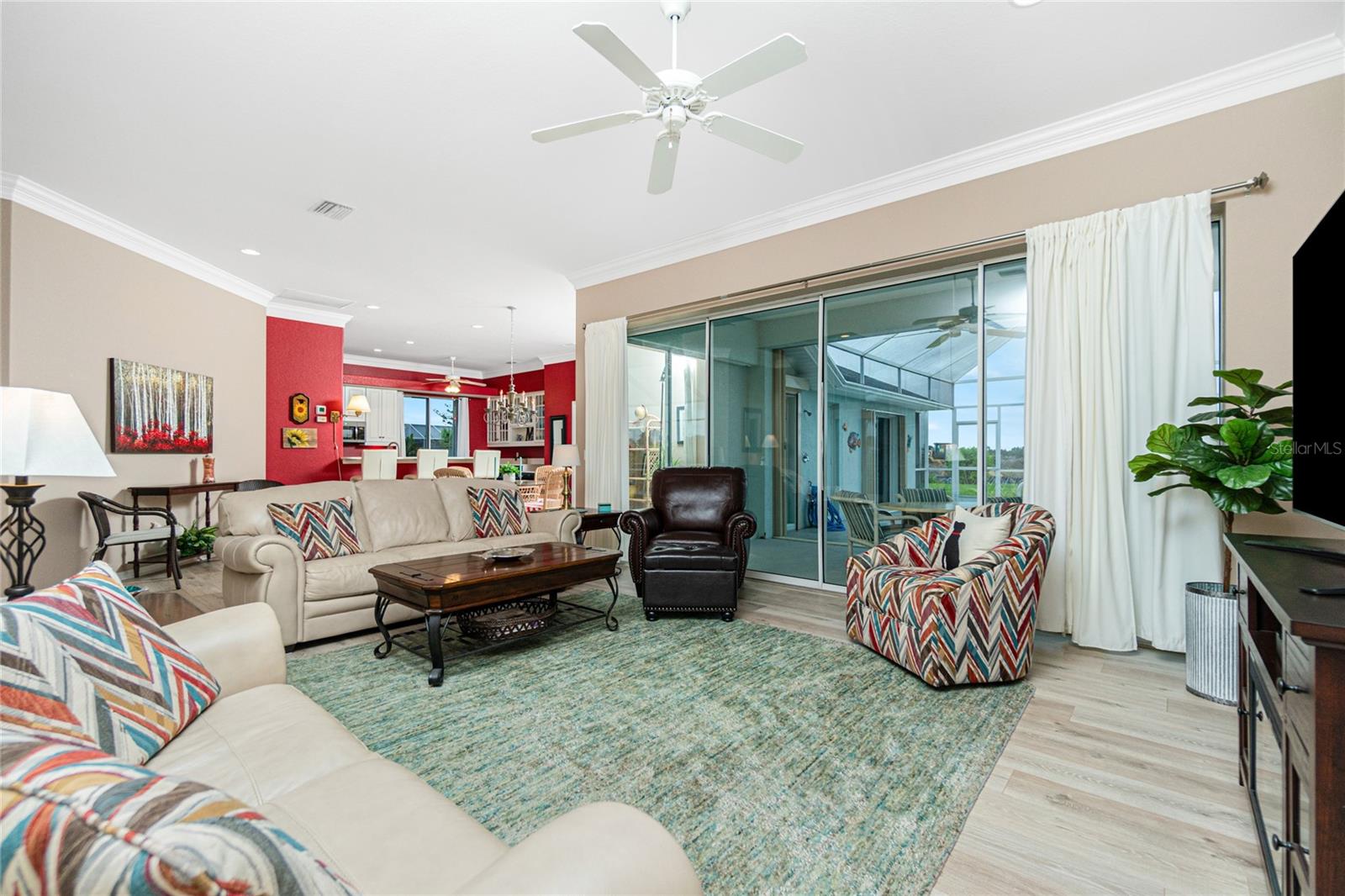 8140 CASA DE MEADOWS DR