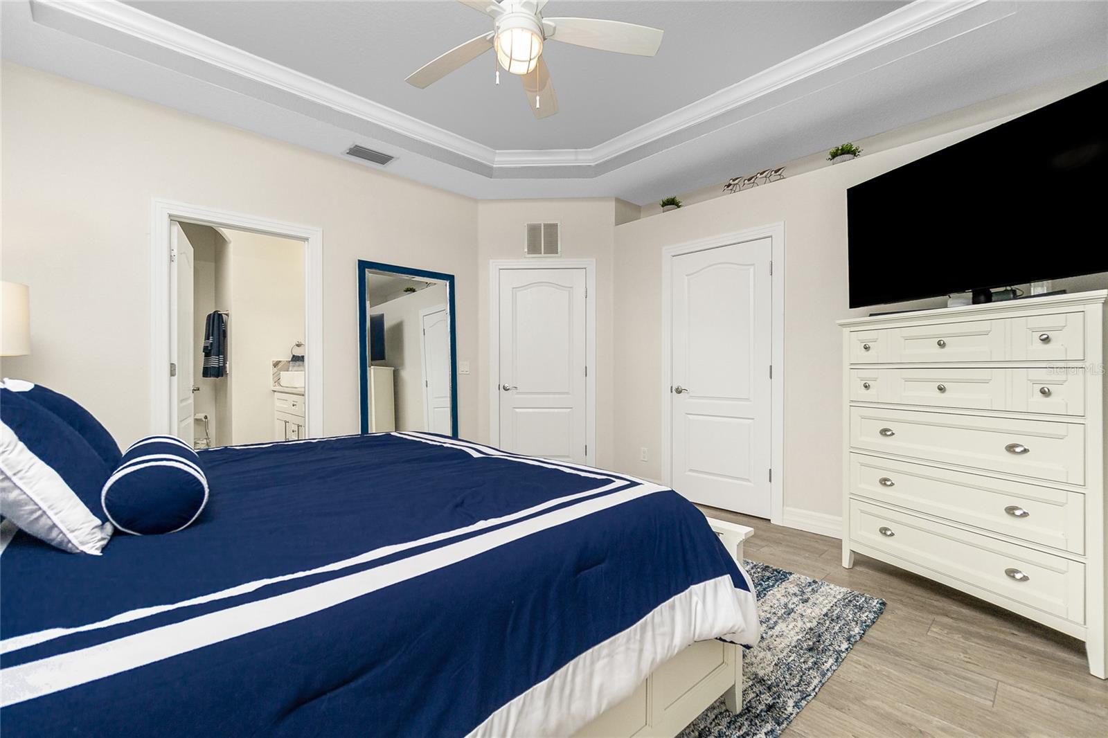 1129 JONAH DR