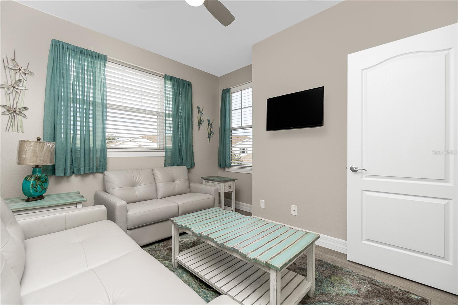 1129 JONAH DR