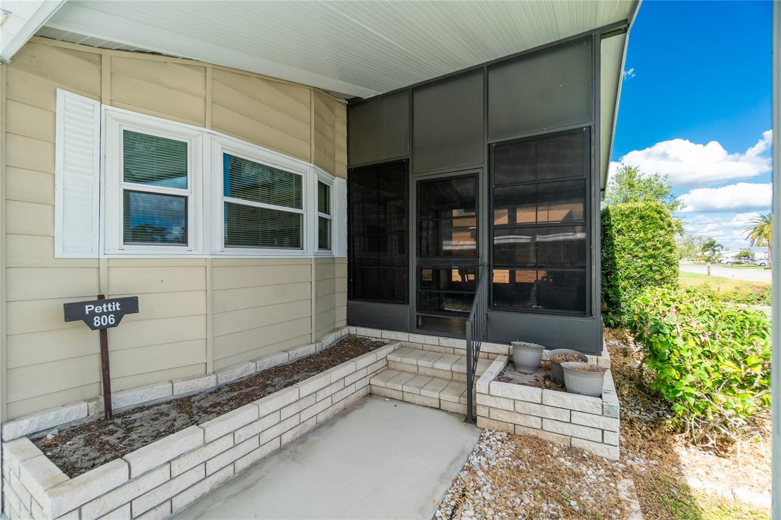 806 TANGERINE WOODS BLVD