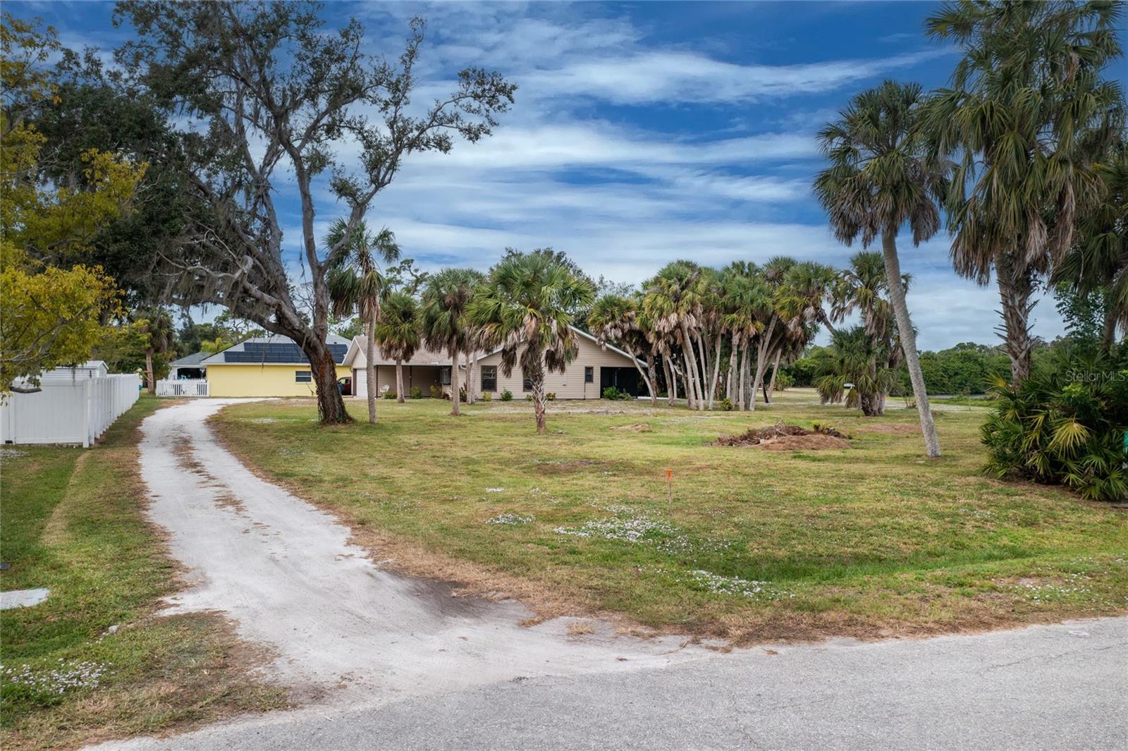 880 VAN GOGH RD