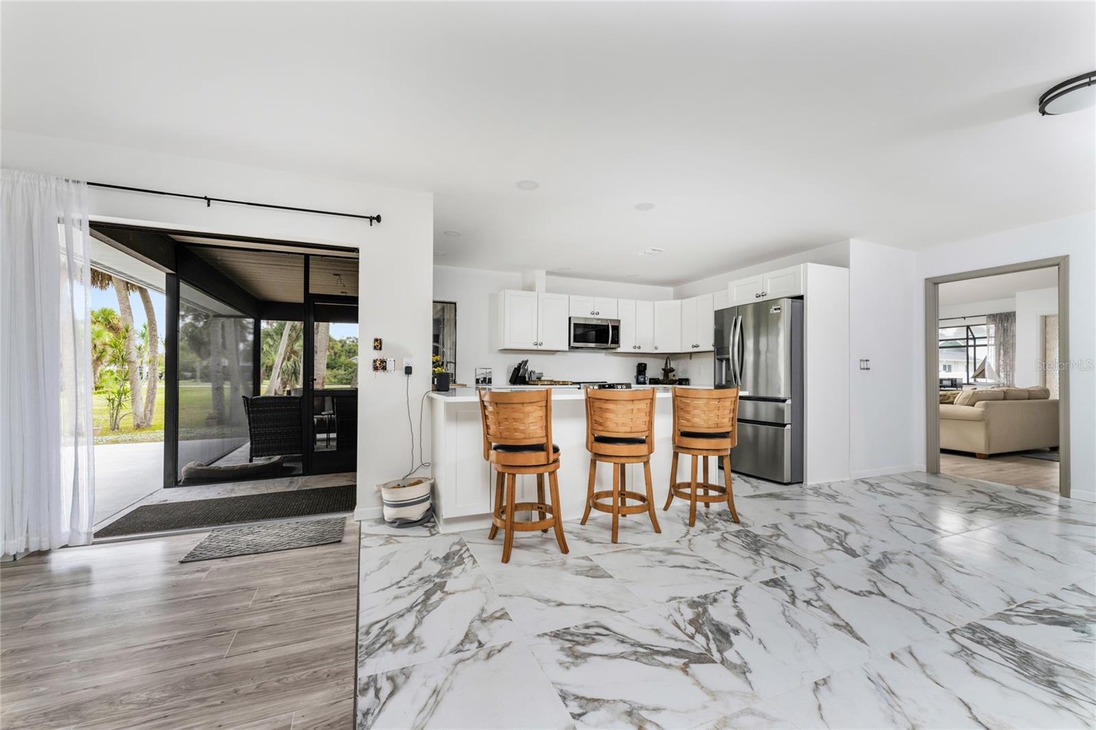 880 VAN GOGH RD