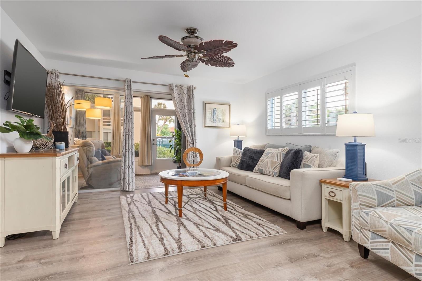995 LAGUNA DR #107, #107