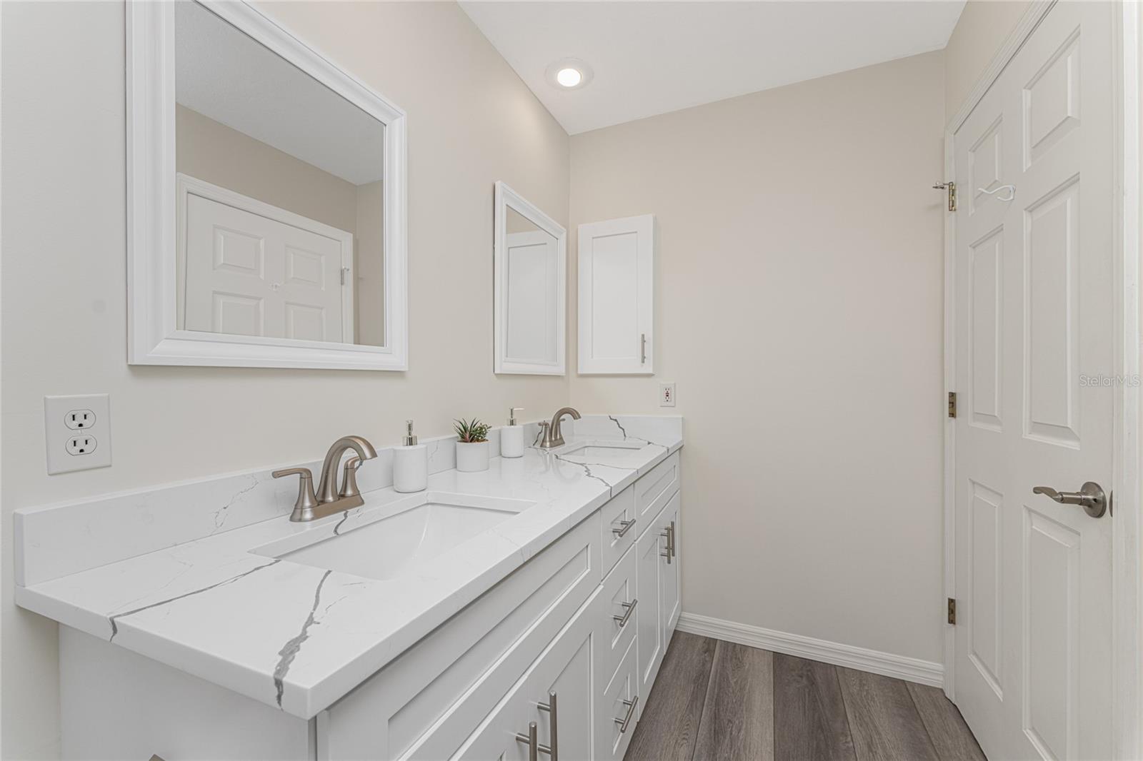 4260 PLACIDA RD #10D, #10D
