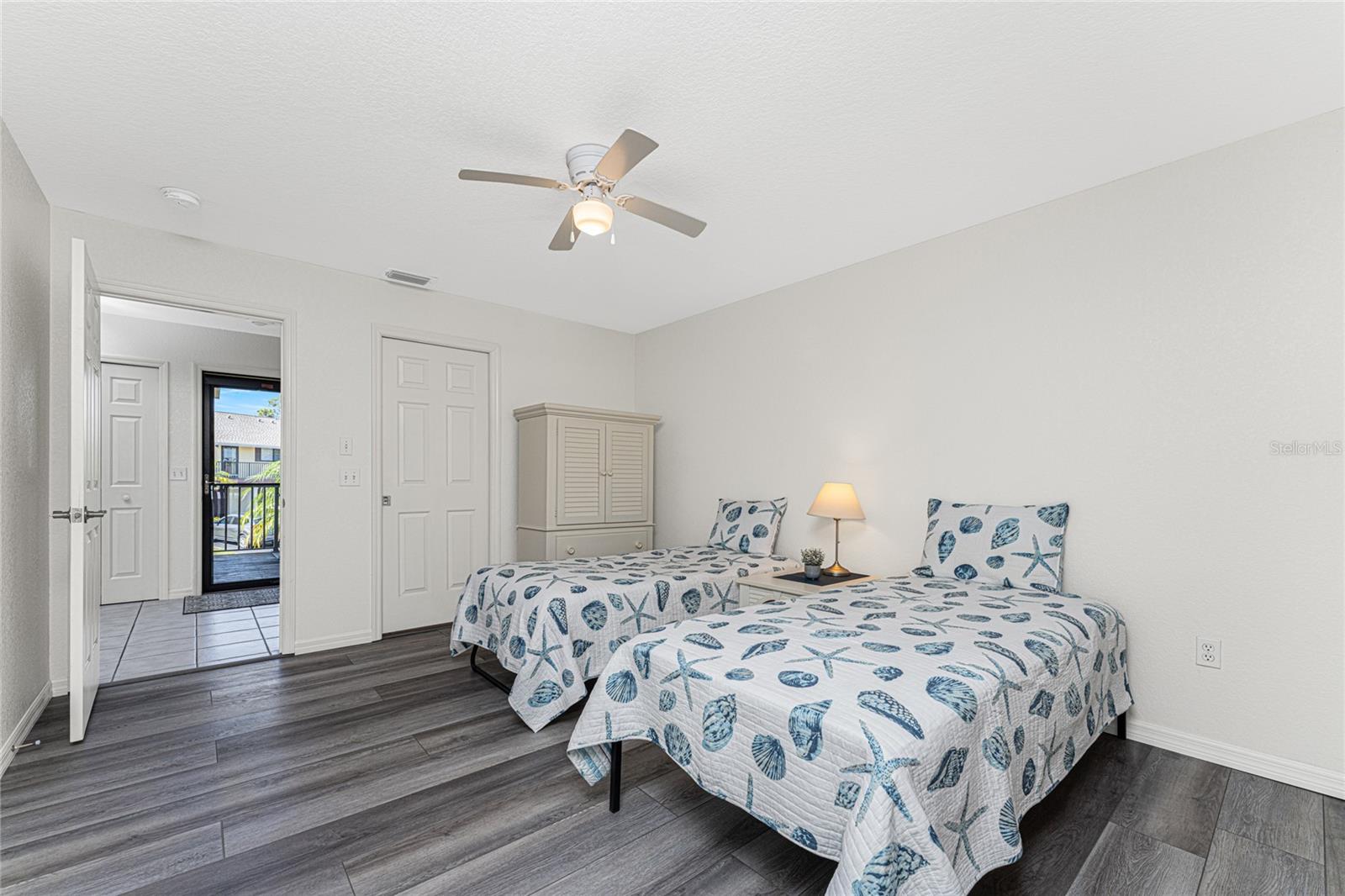 4260 PLACIDA RD #10D, #10D