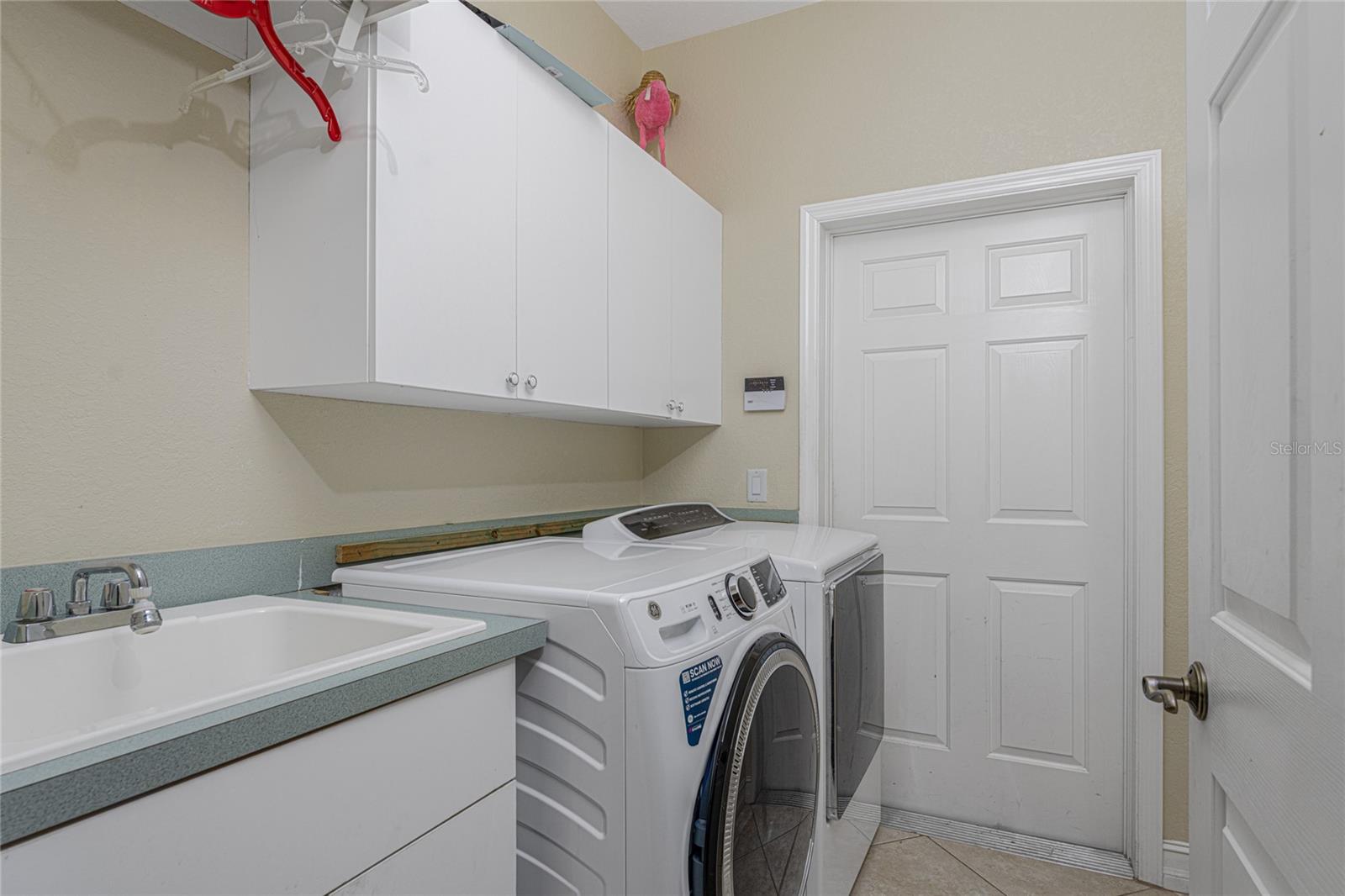 2650 NIMBUS DR
