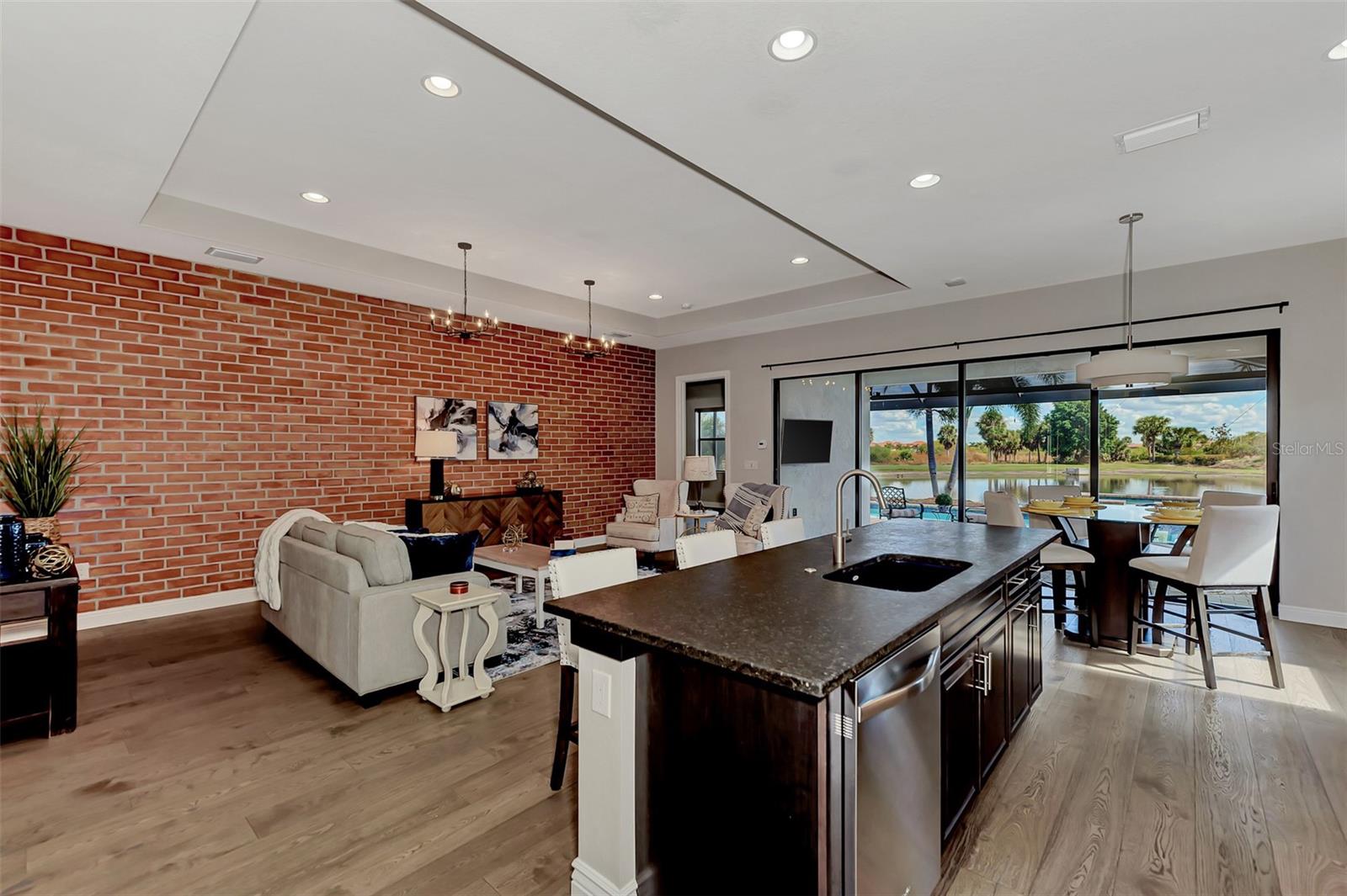 24276 GALLBERRY DR
