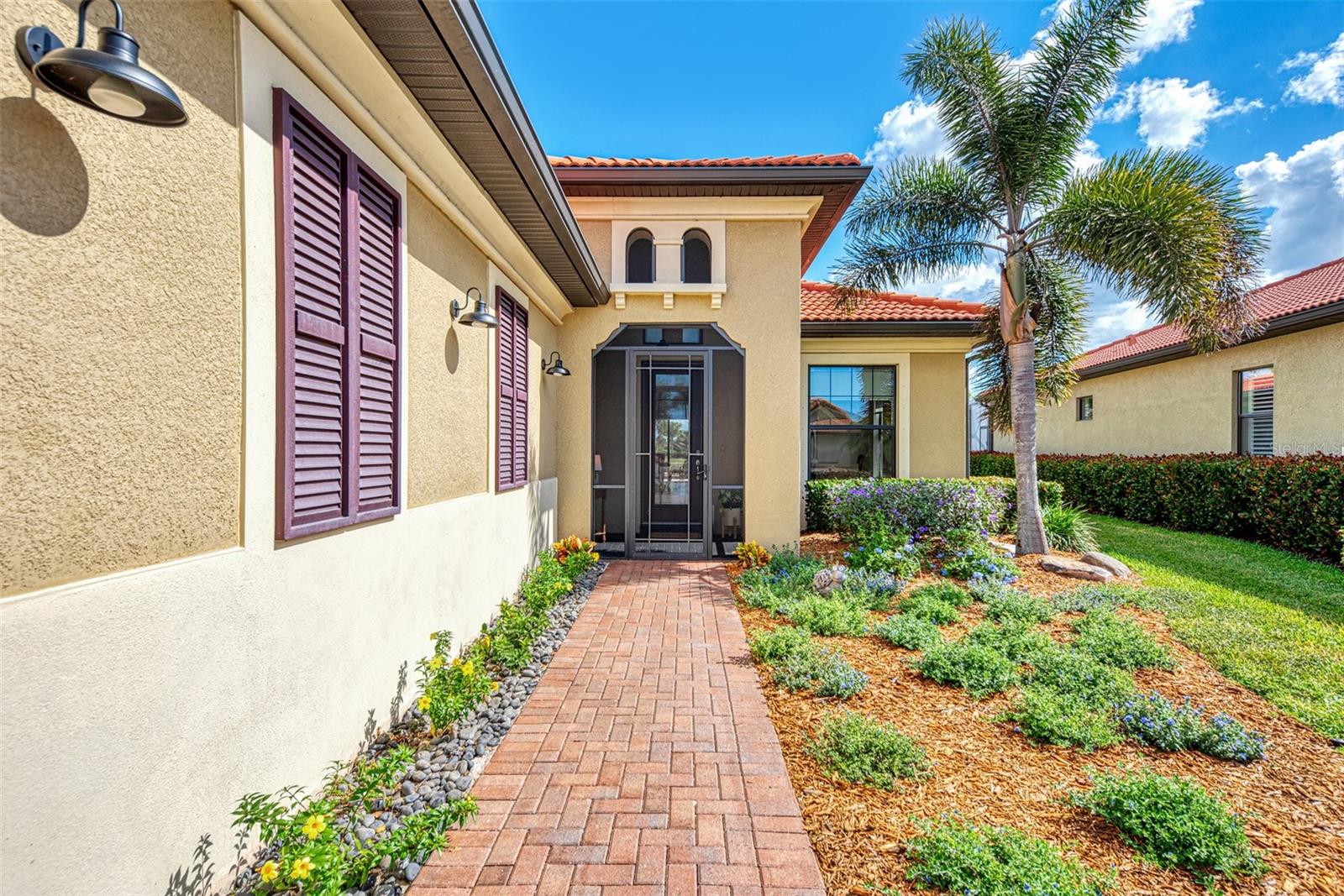 24276 GALLBERRY DR