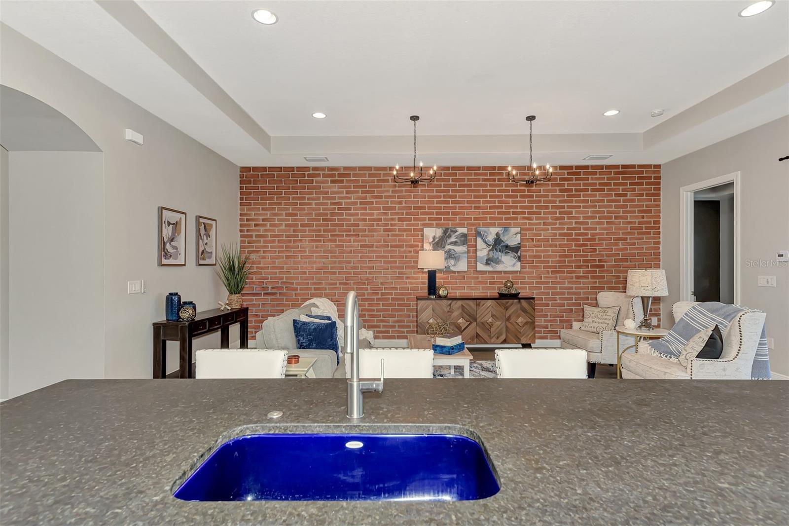 24276 GALLBERRY DR