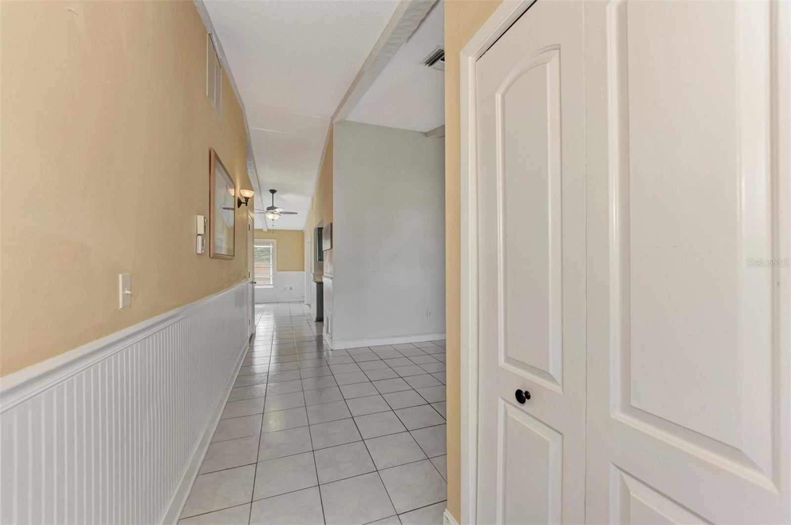 1521 ROSSANNE PL